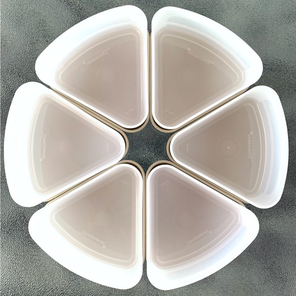 Tupperware Sprinkles Spice Pie Wedge Containers and Grey/Beige Lids ~ Set of 6 - Picture 4 of 7